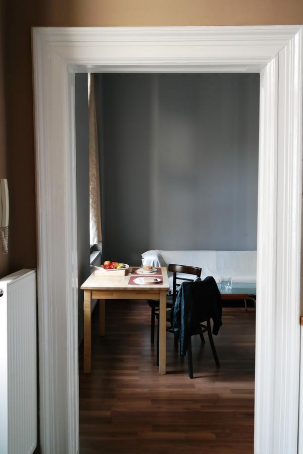 Market Square Apartment Boedapest Buitenkant foto